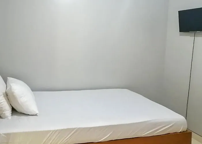 Griya Sakina Syariah Yogyakarta RedPartner Hotel Kejayan